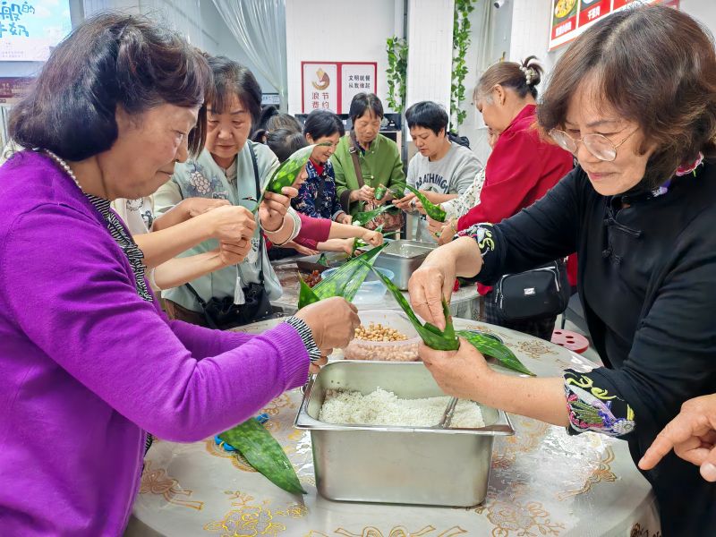 包粽子 (2).jpg