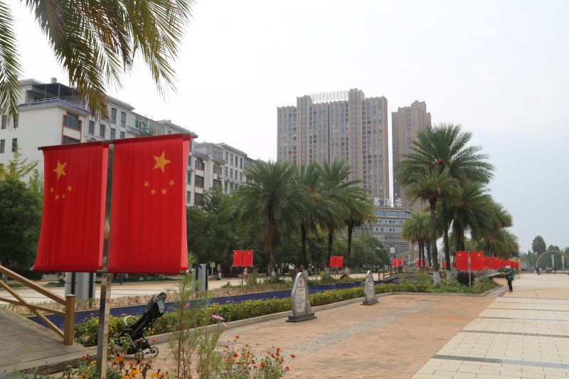 靖宁广场 (2).jpg