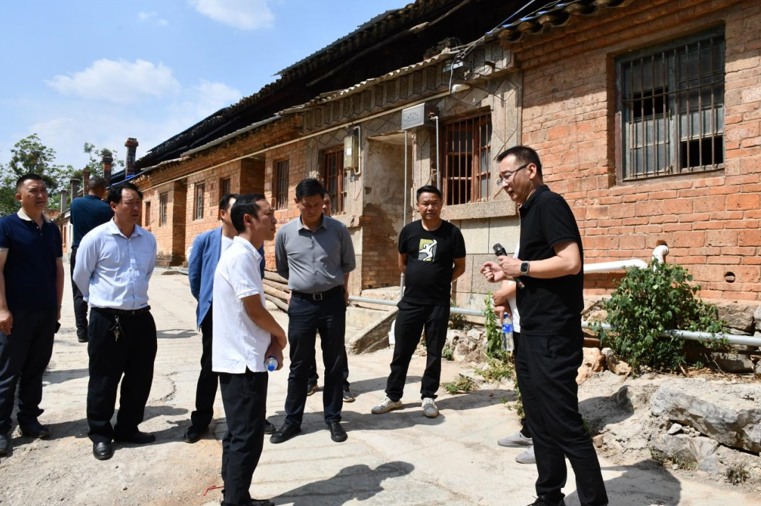 1716518625792815.jpg 1716518613252.jpg