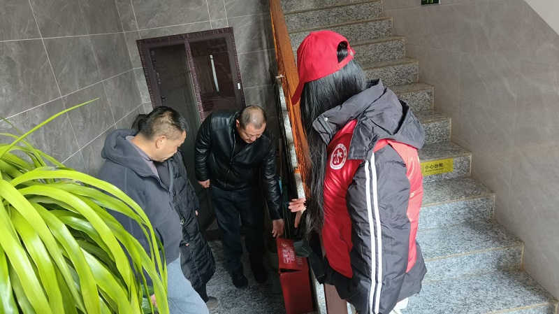 1739758979190124.jpg 2.jpg