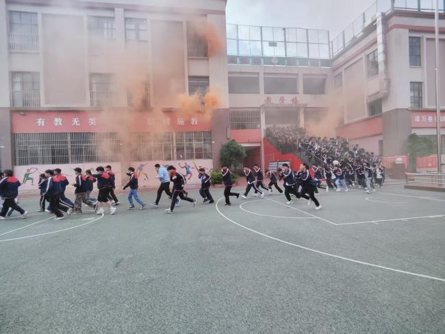 1748250413919279.jpg 3.jpg